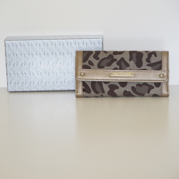 Nine West Handbags - Nine West Animal Print Wallet